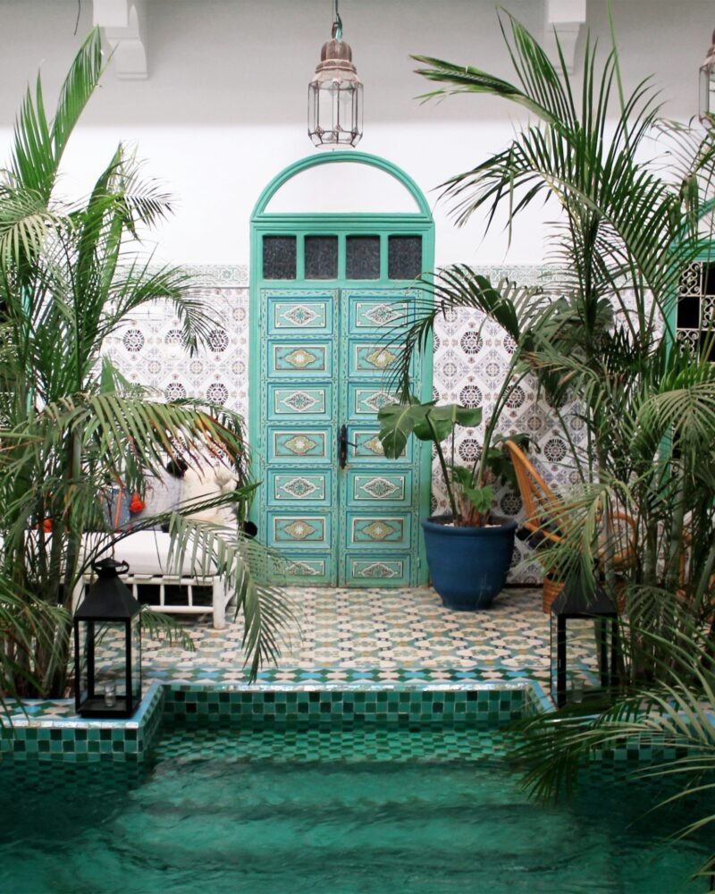 How Do You Choose Green Zellige Tiles for a Backsplash?